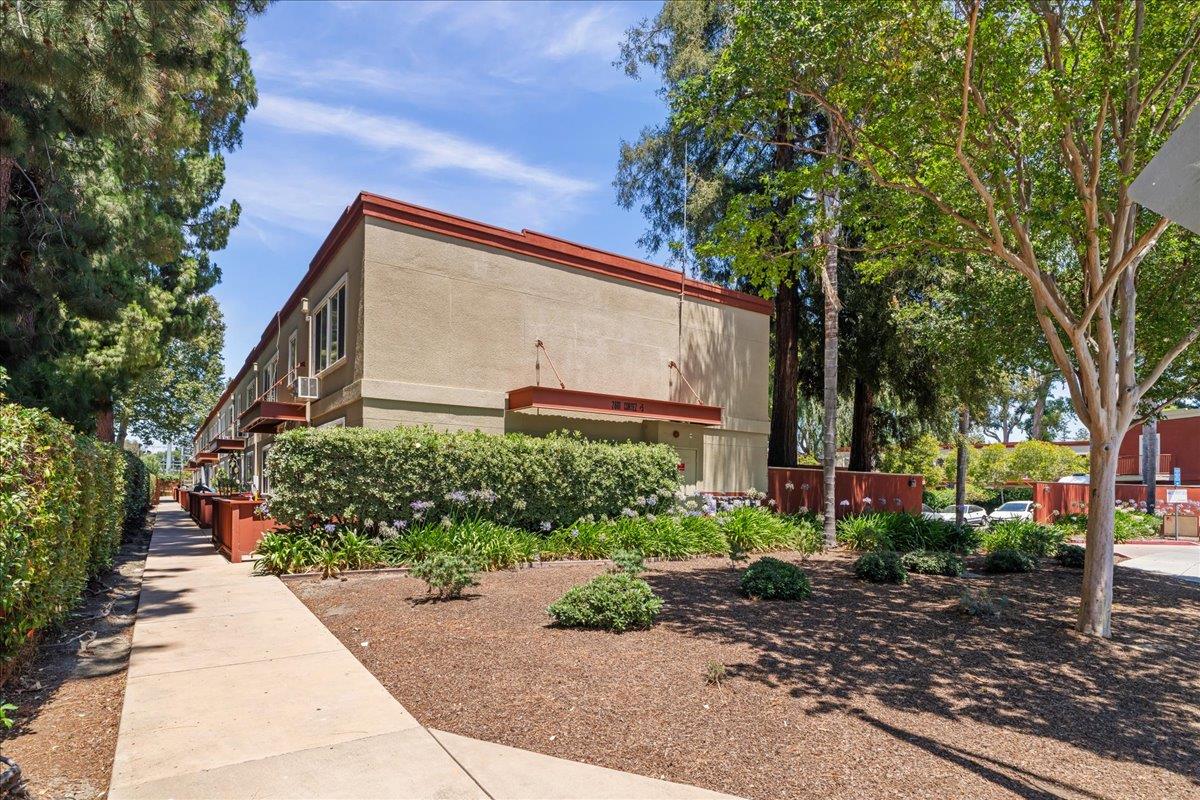 2601 Cortez Drive