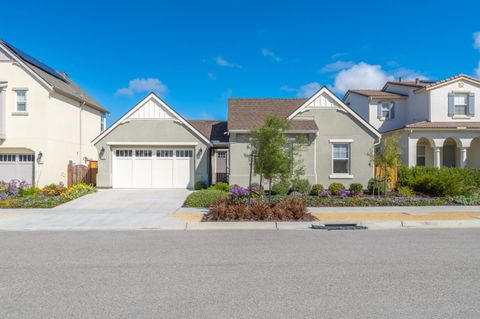 479 Russell Way MARINA CA 93933