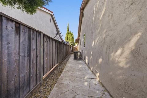 Tiny photo for 931 Hamilton Avenue, MILPITAS, CA 95035 (MLS # ML82045807)