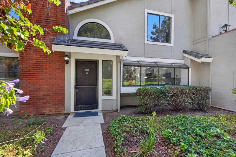 2705 Buena View Court