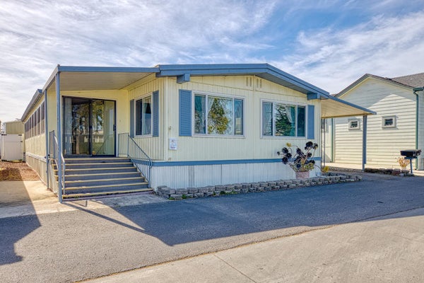 150 KERN ST, SALINAS, CA 93905 - Image dca231207bc0013f289fd3cf8e3f09db/103140881