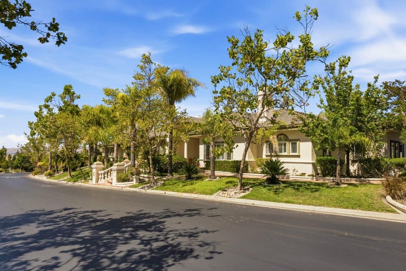 5600 Country Club Parkway