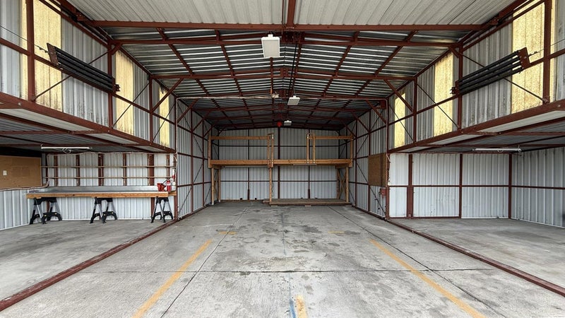 6-B-9 Port-a-Port Hangar Oakland Airport N Field