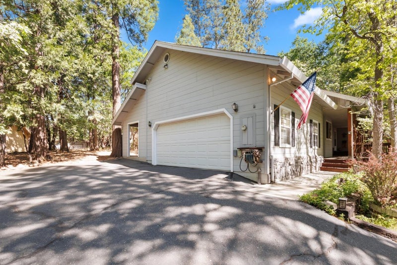 17256 Mount Elizabeth Drive