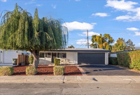 Tiny photo for 1734 Spring Street, MOUNTAIN VIEW, CA 94043 (MLS # ML82062486)