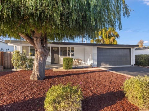 Tiny photo for 1734 Spring Street, MOUNTAIN VIEW, CA 94043 (MLS # ML82062486)