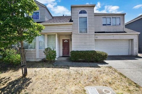 Photo of 252 Waterview Terrace, VALLEJO, CA 94591 (MLS # ML82052161)