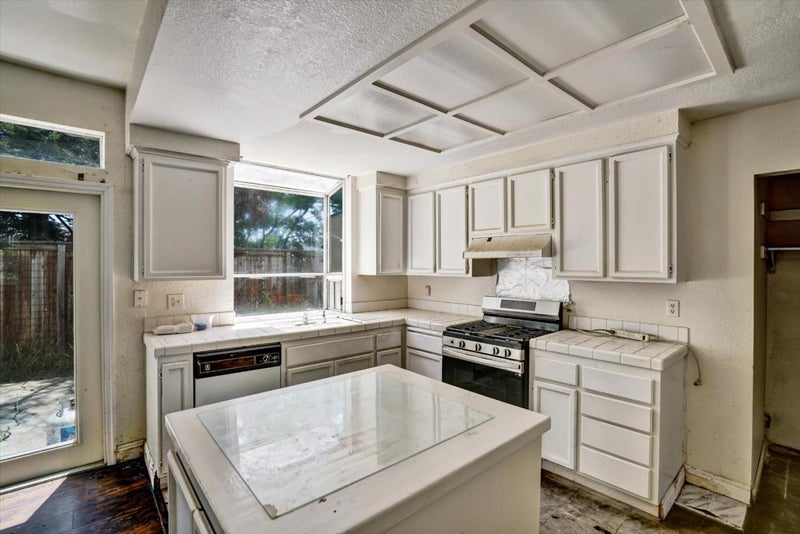 252 Waterview Terrace