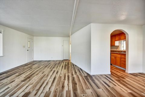 Tiny photo for 17 Pepperwood Way #17, SOQUEL, CA 95073 (MLS # ML82034313)