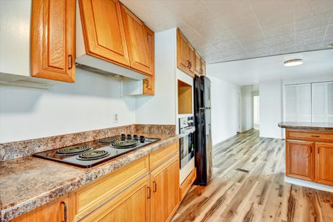 Tiny photo for 17 Pepperwood Way #17, SOQUEL, CA 95073 (MLS # ML82034313)