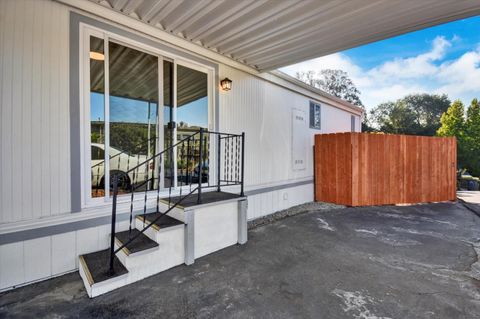 Tiny photo for 17 Pepperwood Way #17, SOQUEL, CA 95073 (MLS # ML82034313)