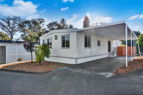 Tiny photo for 17 Pepperwood Way #17, SOQUEL, CA 95073 (MLS # ML82034313)