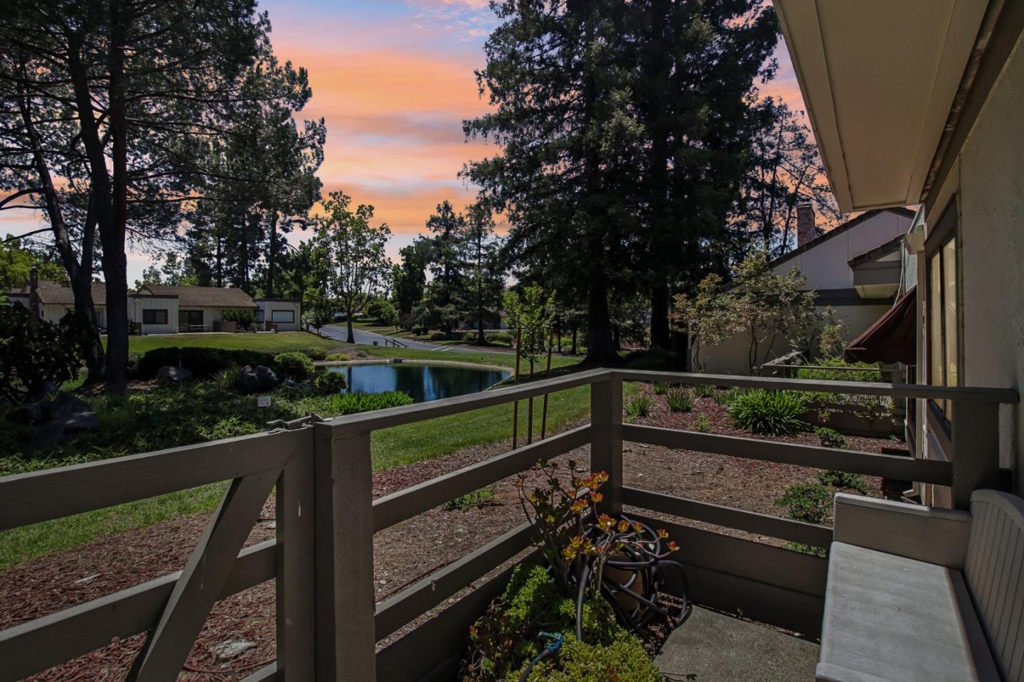 6139 Montgomery Place