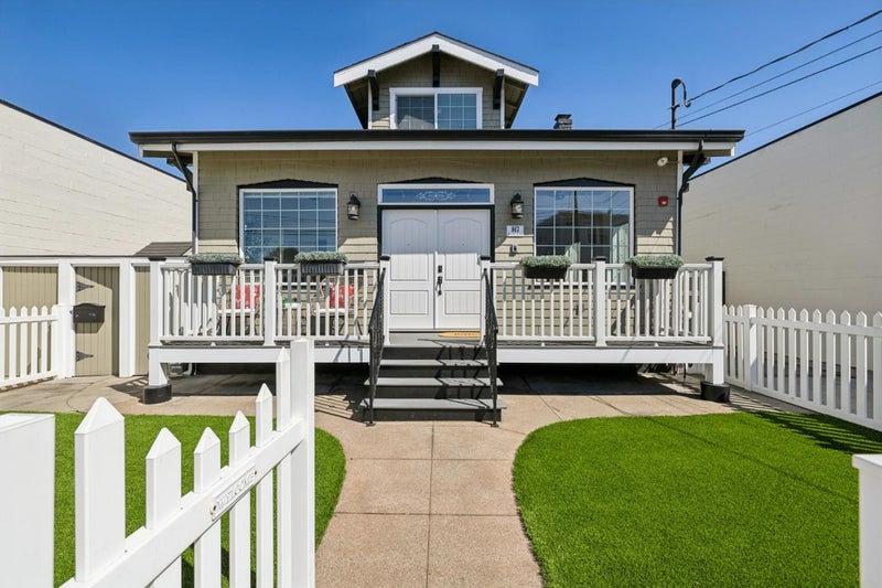 917 Howard Avenue