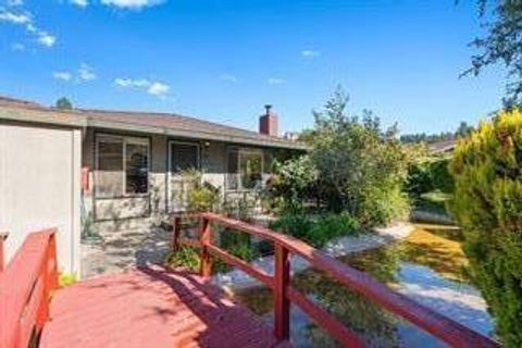 Photo of 220 E Hilton Drive #22, BOULDER CREEK, CA 95006 (MLS # ML82031381)