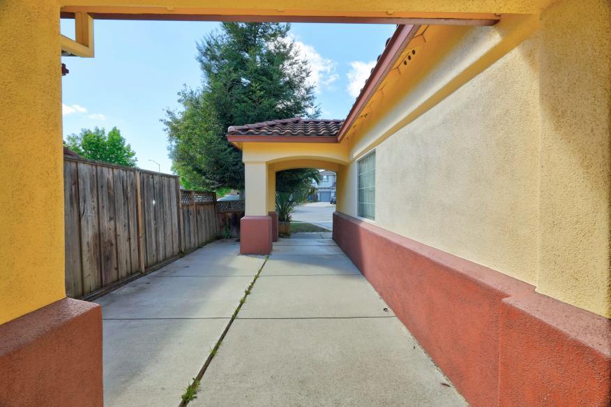 1176 Cobblestone Street