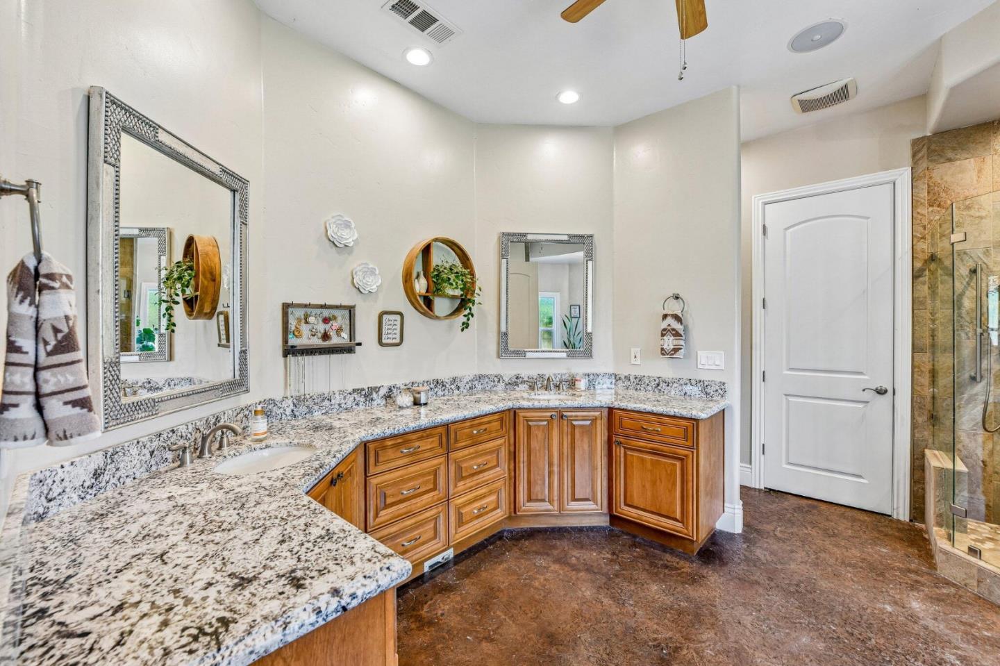 363 Emerald Lane