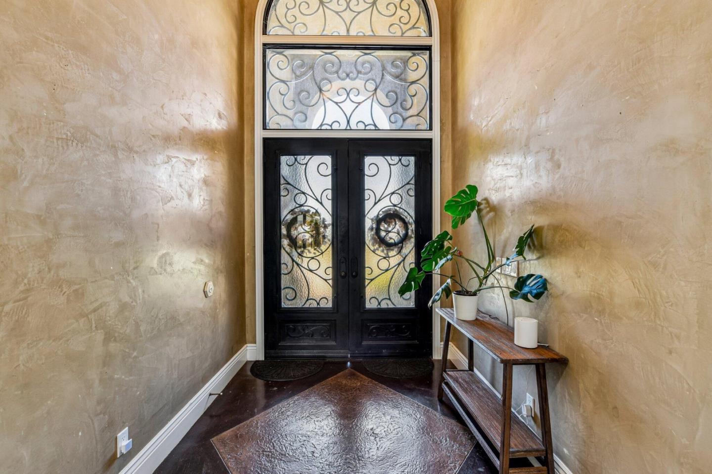 363 Emerald Lane