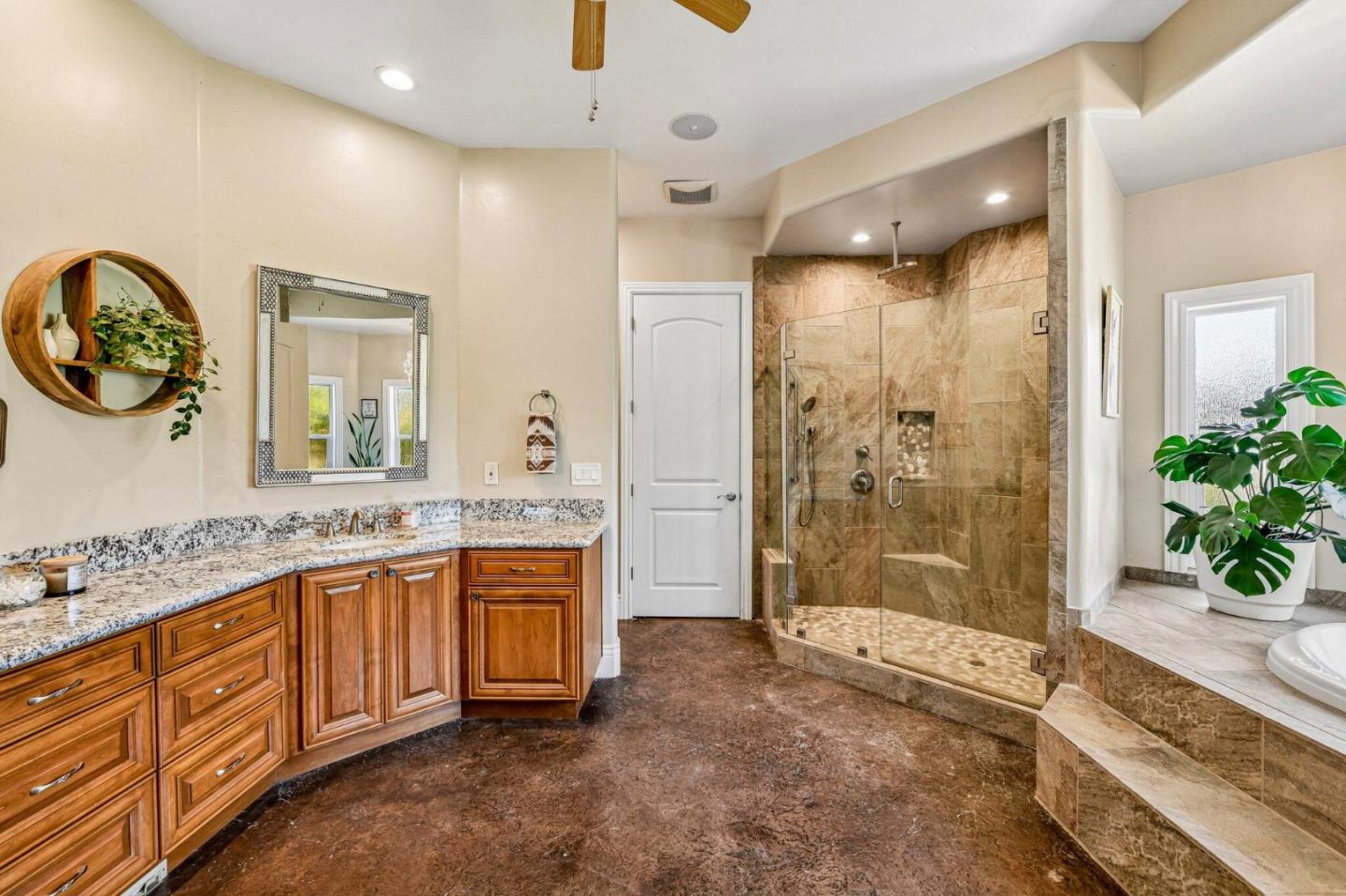 363 Emerald Lane