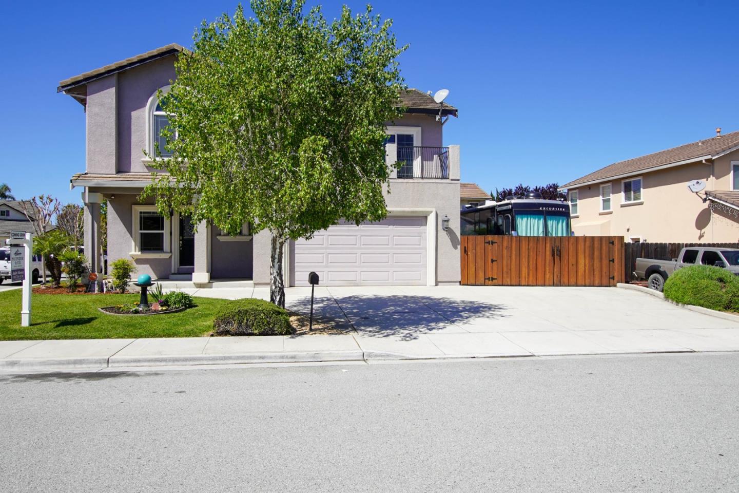 1890 Calistoga Drive