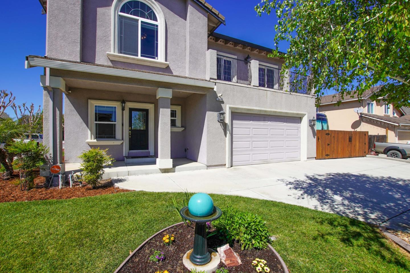 1890 Calistoga Drive