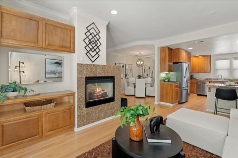 Tiny photo for 182 Cuesta De Los Gatos Way, LOS GATOS, CA 95032 (MLS # ML82032907)