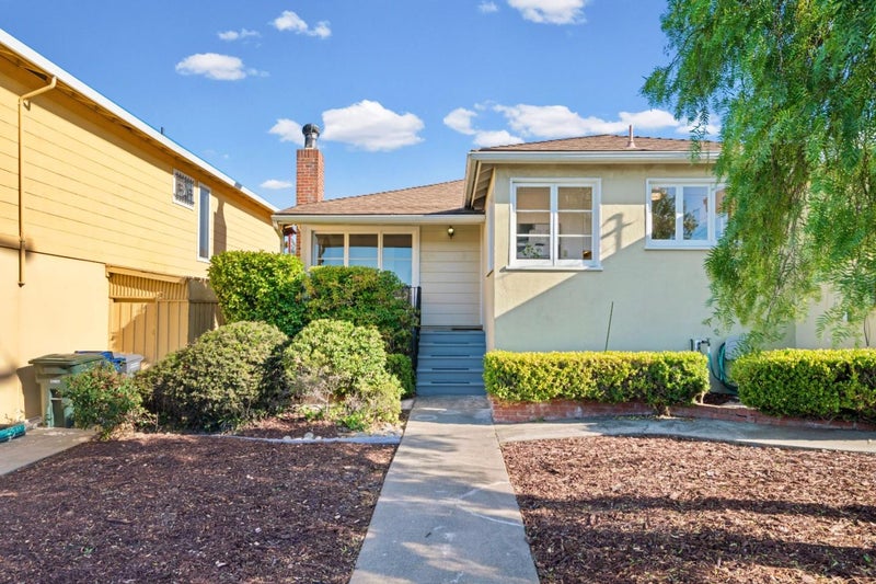 371 Paramount Drive