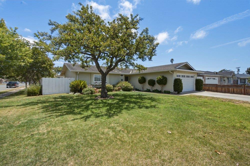 407 Pueblo Drive