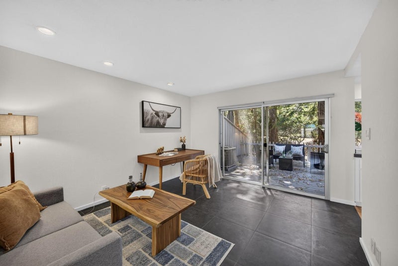 29 Weepingridge Court