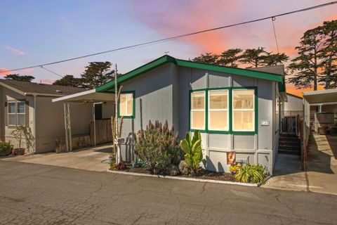 Photo of 347 Carmel Avenue #14, MARINA, CA 93933 (MLS # ML82040473)