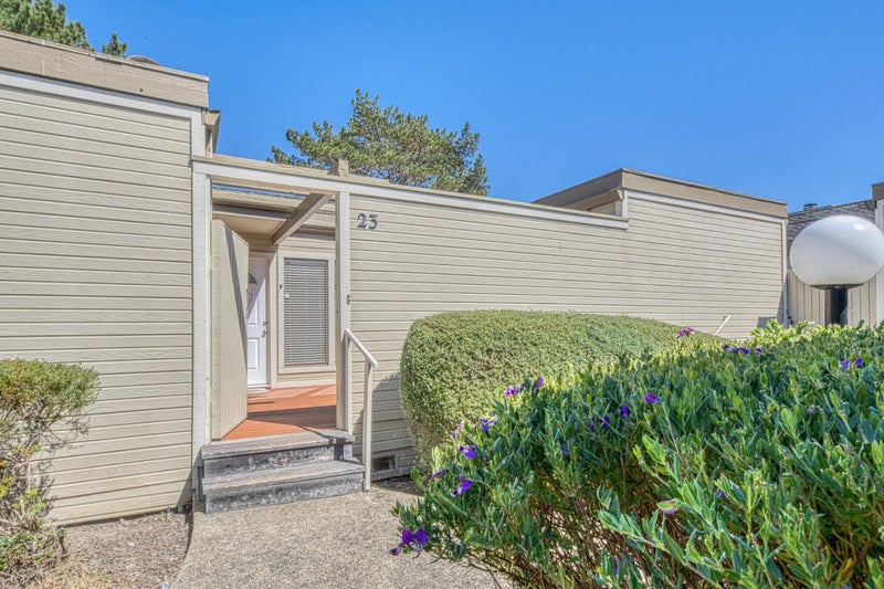 400 Mar Vista Drive 23