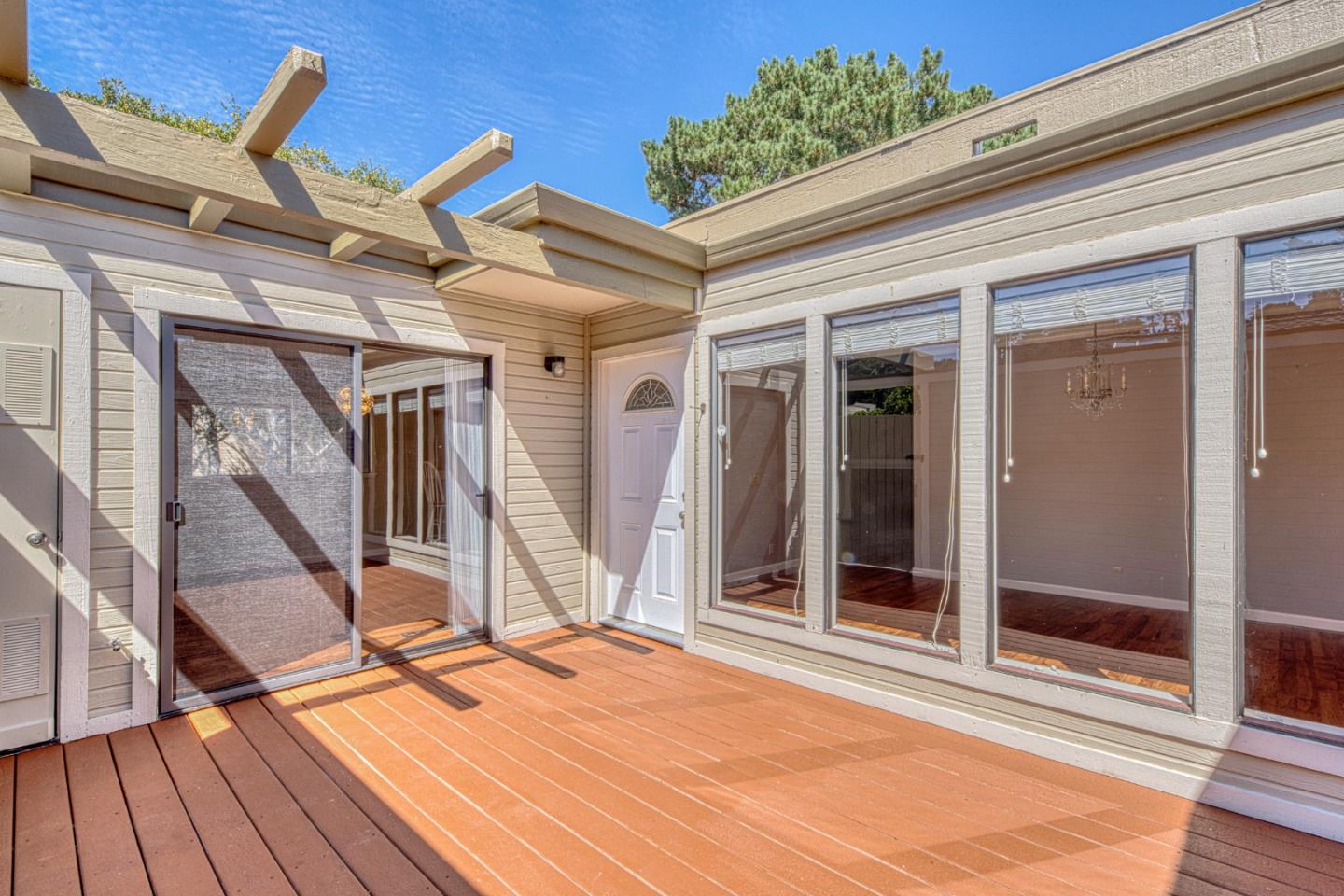 400 Mar Vista Drive 23