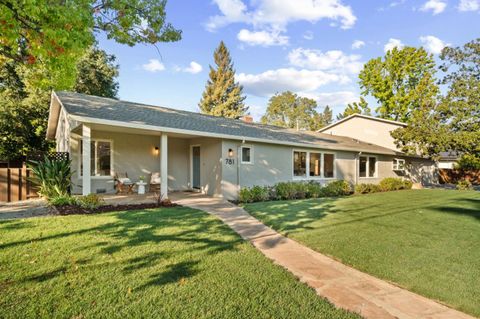 Photo of 781 Covington Road, LOS ALTOS, CA 94024 (MLS # ML82022721)