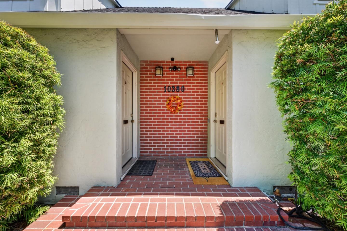 10380 Lockwood Drive
