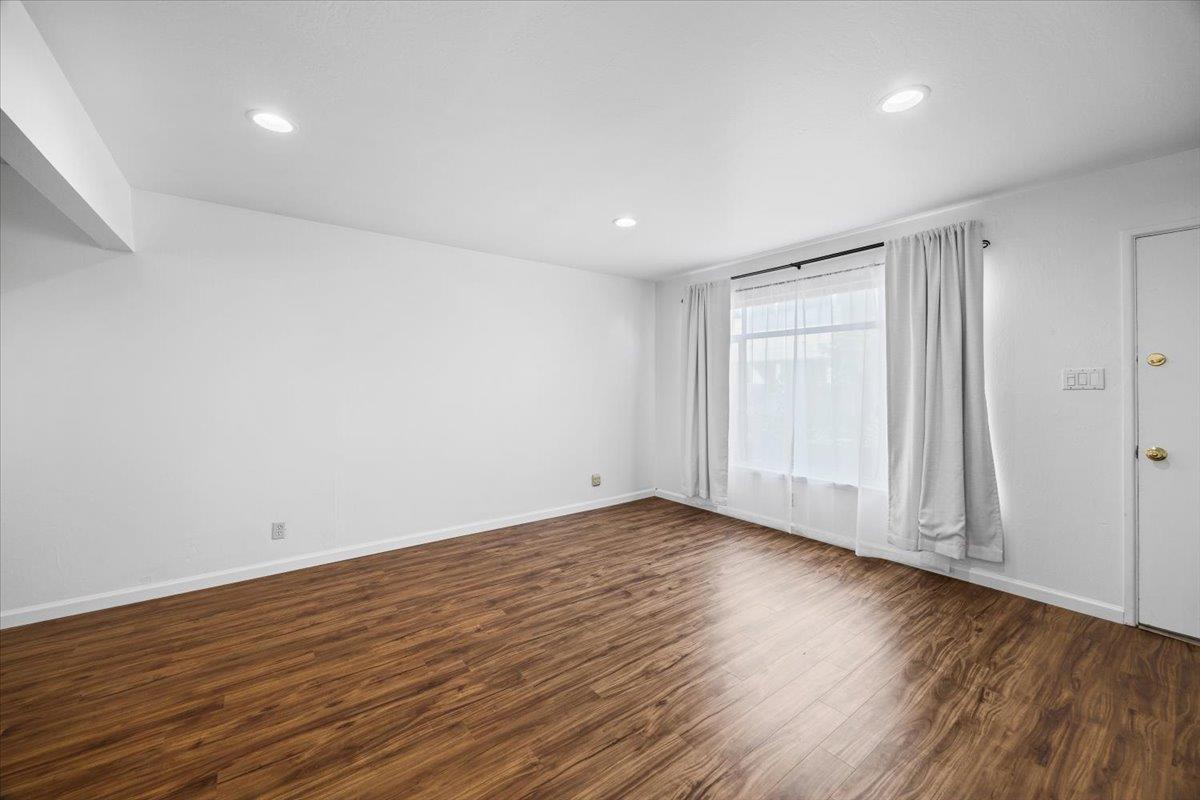 1525 Day Avenue D
