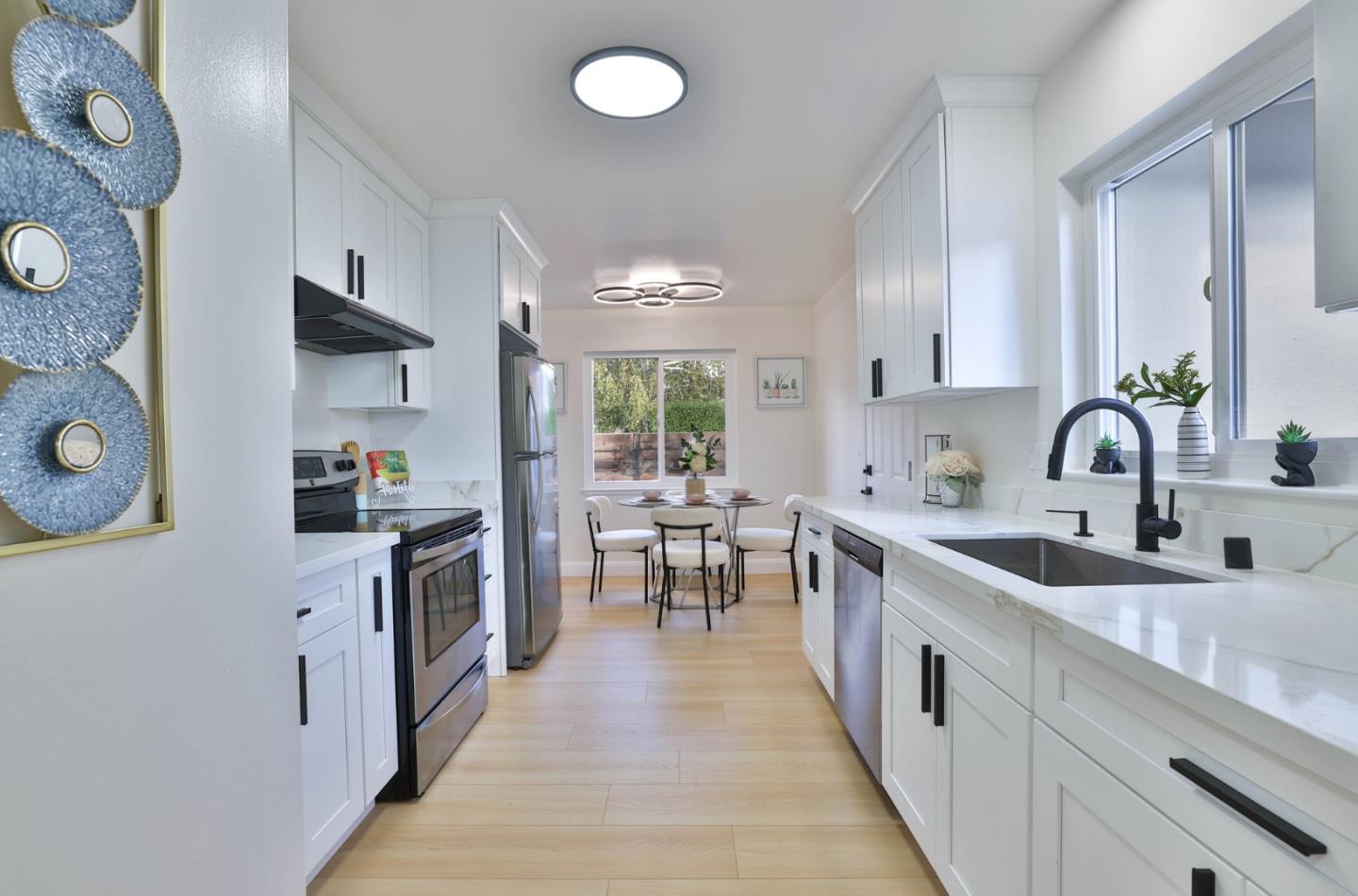773 East Meadow Drive