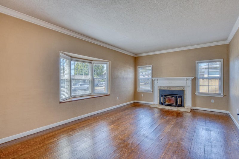 345 Homestead Avenue