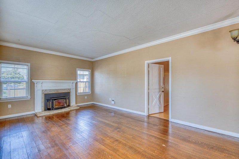 345 Homestead Avenue