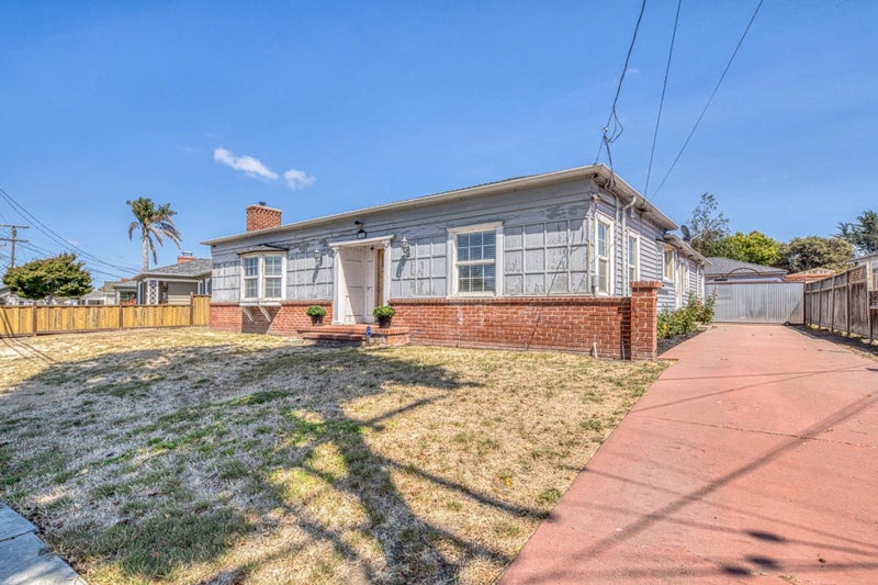 345 Homestead Avenue
