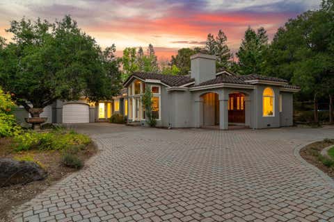 Photo of 13385 Surrey Lane, SARATOGA, CA 95070 (MLS # ML82057202)