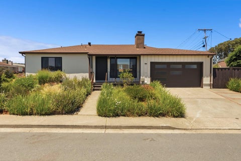 Photo of 124 Lacrosse Avenue, SOUTH SAN FRANCISCO, CA 94080 (MLS # ML82051410)