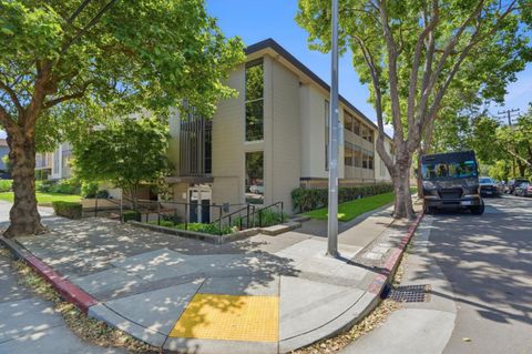 Photo of 249 Elm Street #107, SAN MATEO, CA 94401 (MLS # ML82045616)