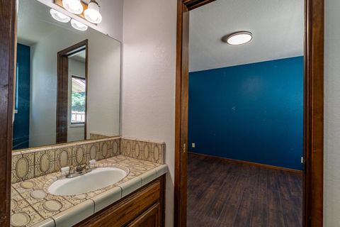 Tiny photo for 2025 Jeanie Lane, GILROY, CA 95020 (MLS # ML82047641)