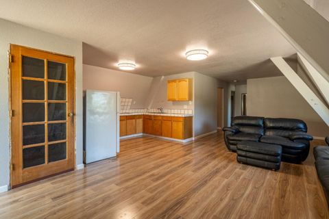 Tiny photo for 2025 Jeanie Lane, GILROY, CA 95020 (MLS # ML82047641)