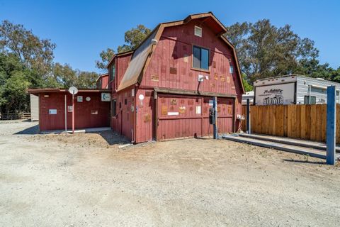 Tiny photo for 2025 Jeanie Lane, GILROY, CA 95020 (MLS # ML82047641)