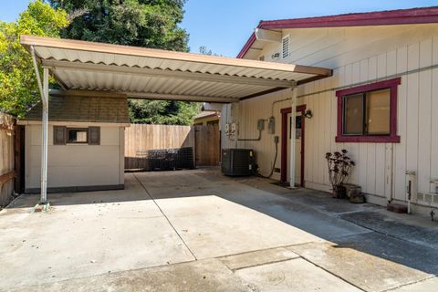Tiny photo for 2025 Jeanie Lane, GILROY, CA 95020 (MLS # ML82047641)