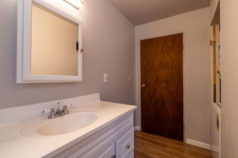 Tiny photo for 2025 Jeanie Lane, GILROY, CA 95020 (MLS # ML82047641)