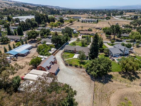 Tiny photo for 2025 Jeanie Lane, GILROY, CA 95020 (MLS # ML82047641)