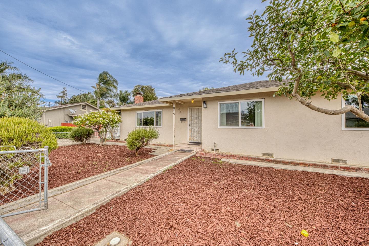 875 Suiter Street