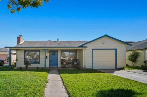 208 Diablo Drive, Salinas, CA 93906 - #: ML82034235